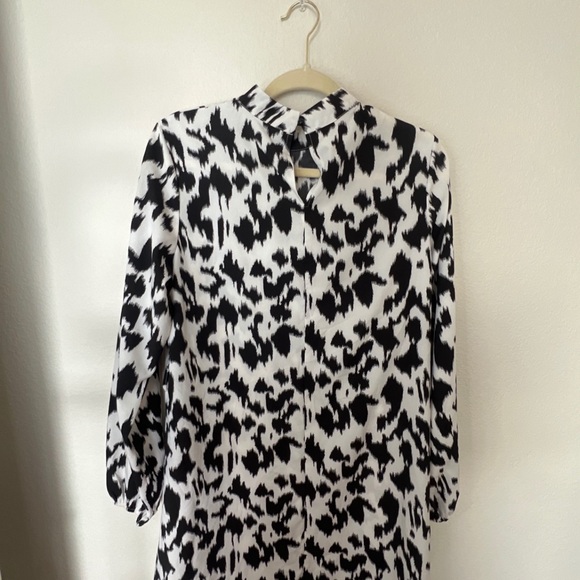 SHEIN prove mock printed dress - Picture 3 of 3